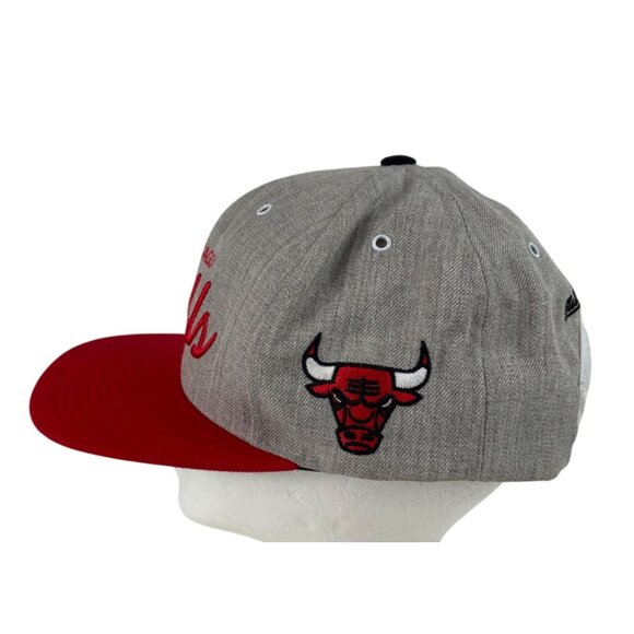 Mitchell & Ness Chicago Bulls Grey Red Snapback Hat Nostalgia Co - Picture 6 of 12